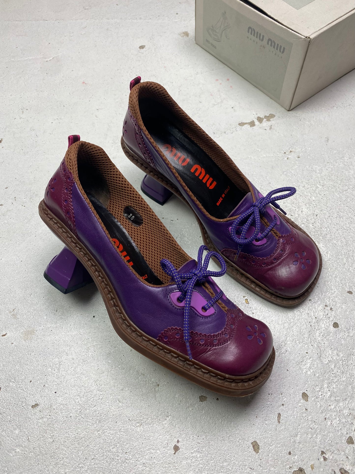 FW 99 Miu Miu Wingtip Block Heels