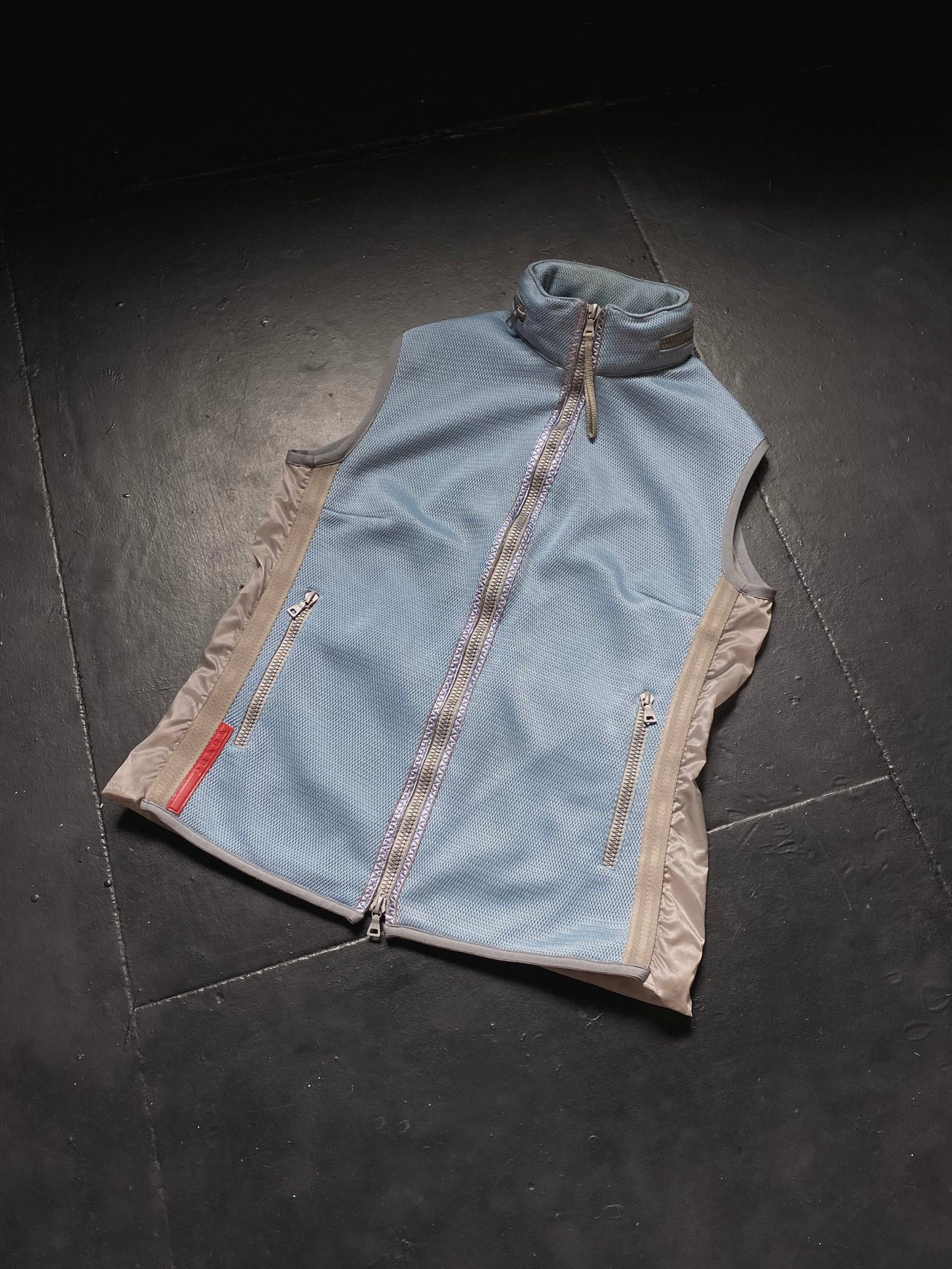 SS 00 Prada Sport Convertible Mesh Vest