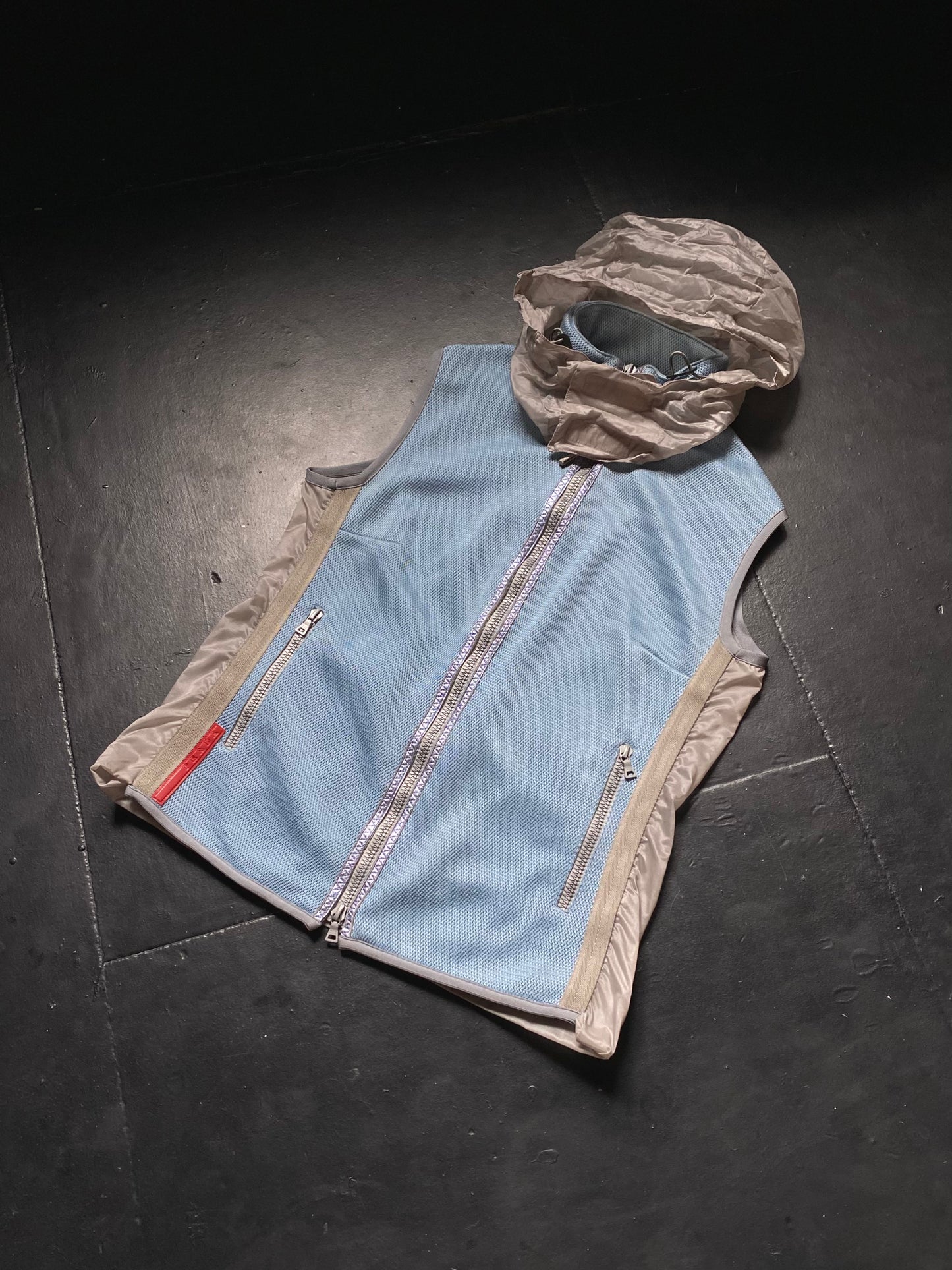 SS 00 Prada Sport Convertible Mesh Vest
