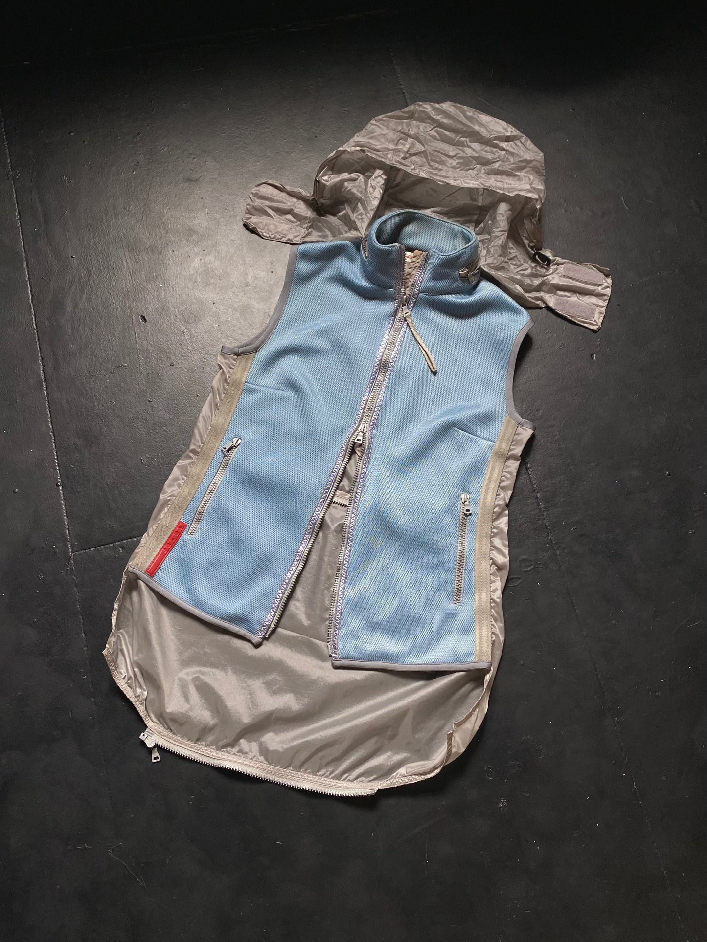 SS 00 Prada Sport Convertible Mesh Vest