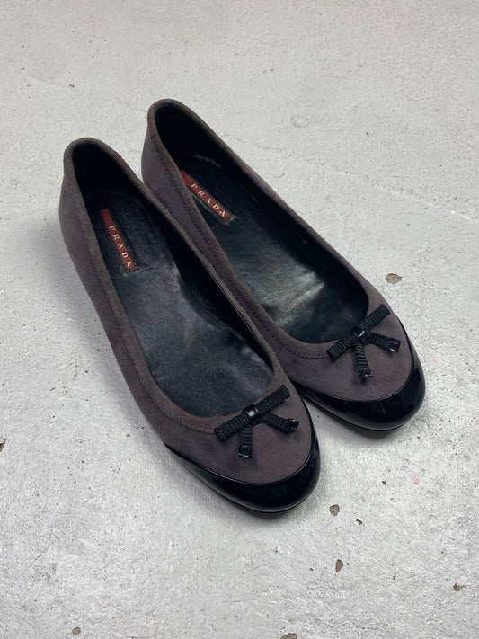 2008 Prada Linea Rossa Suede Flats