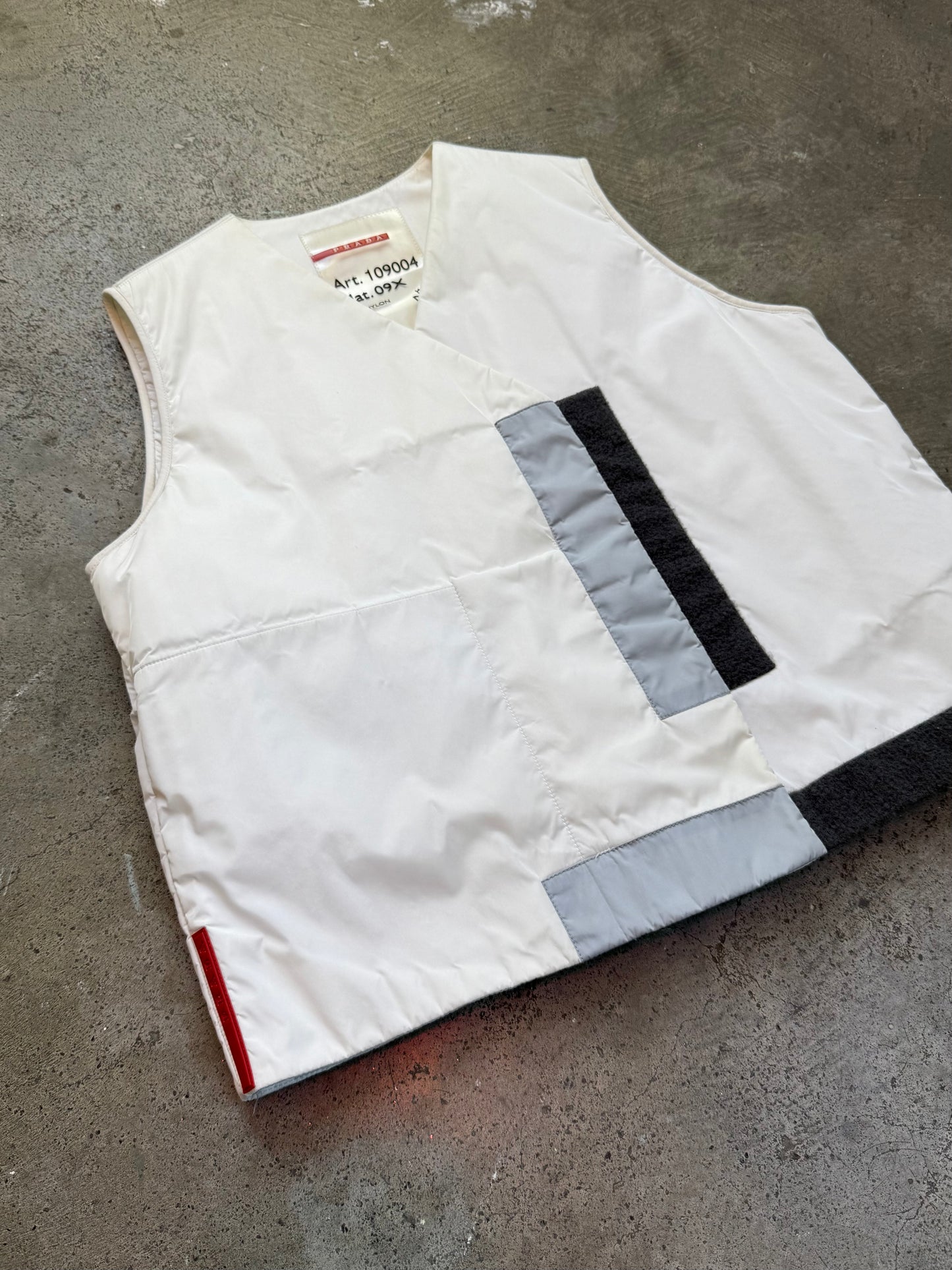 SS 99 Prada Sport Utility Vest