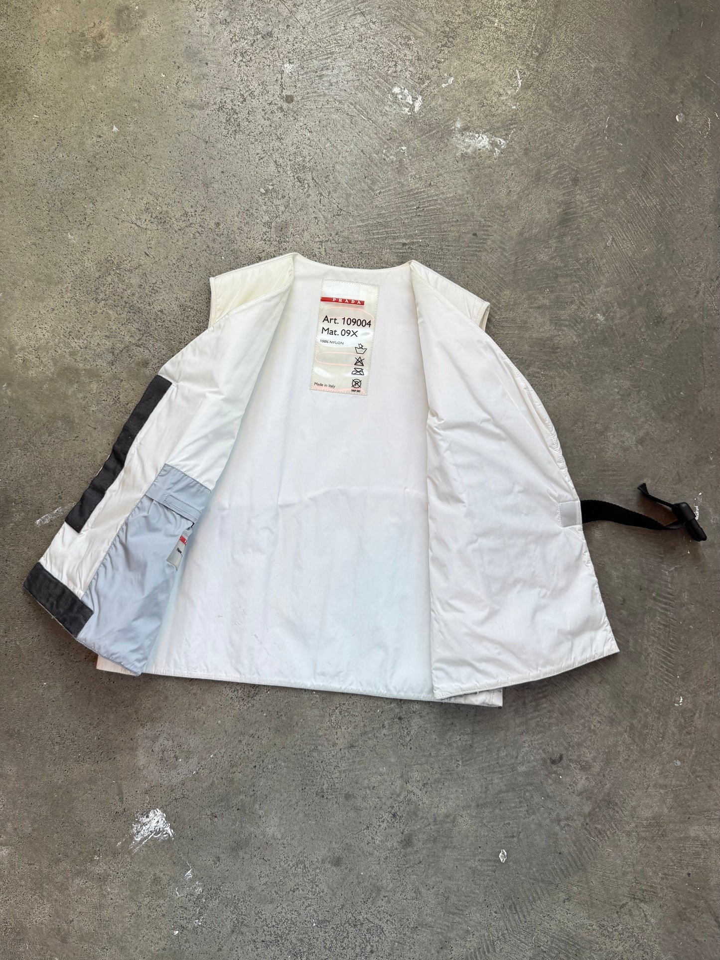 SS 99 Prada Sport Utility Vest