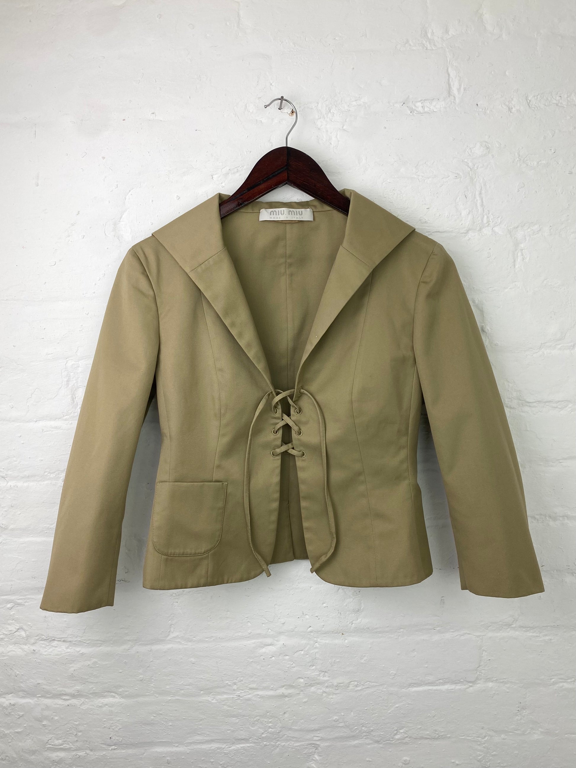 ジャケット Miu Miu Jackets 中古・古着通販】MIU MIU (ミュウミュウ) キャッツパッチ